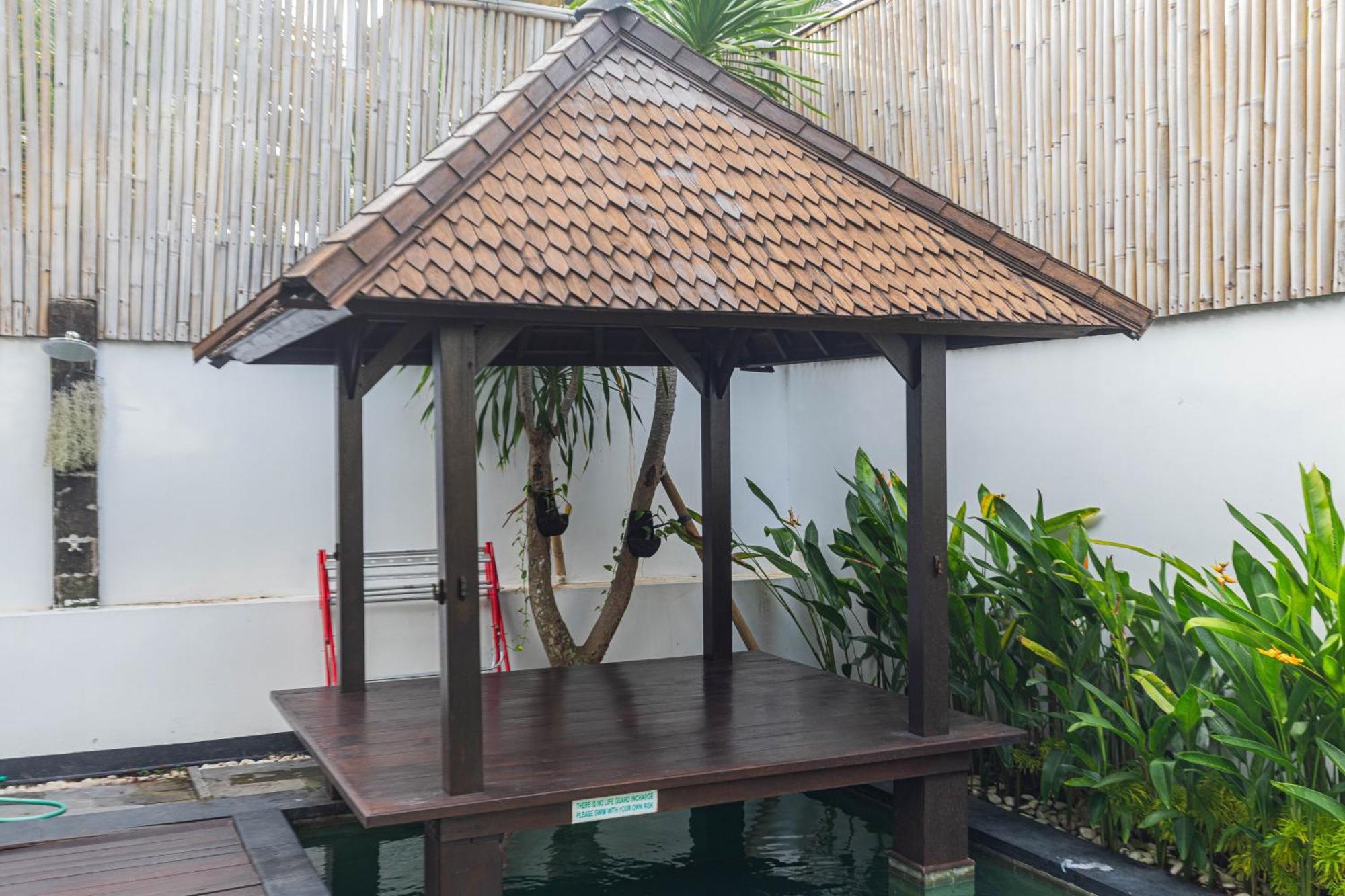 The Baliem Villa Jimbaran  Exterior photo